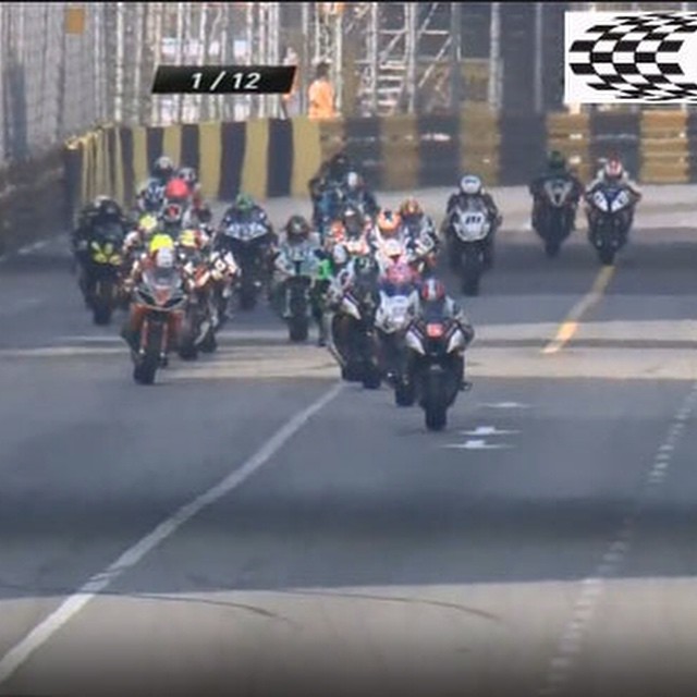 Motorbikes in action | Fast, those bikes are very fast! http://url.cn/ejqa06 #macau #grandprix #racing #lambilly