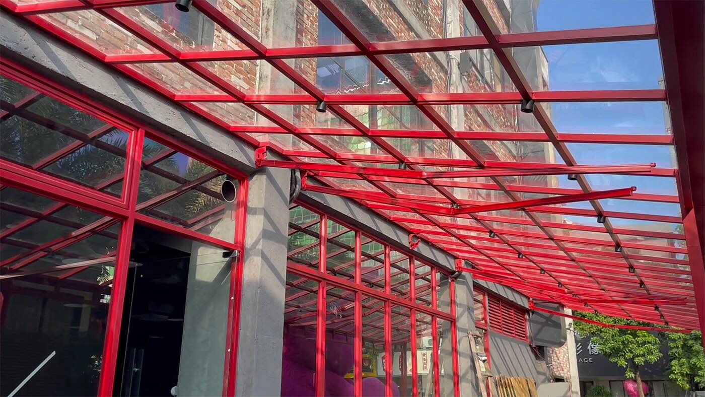 Oct 28, we got the nice red metal structure installed. #TheHUB