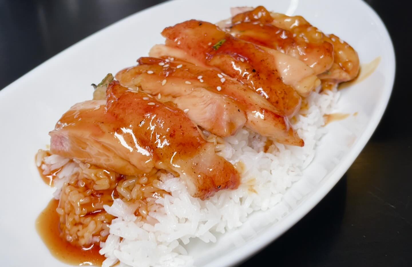 Working on the R&D of our upcoming lunch specials. Will be launching them soon! #TheHUB #红屋