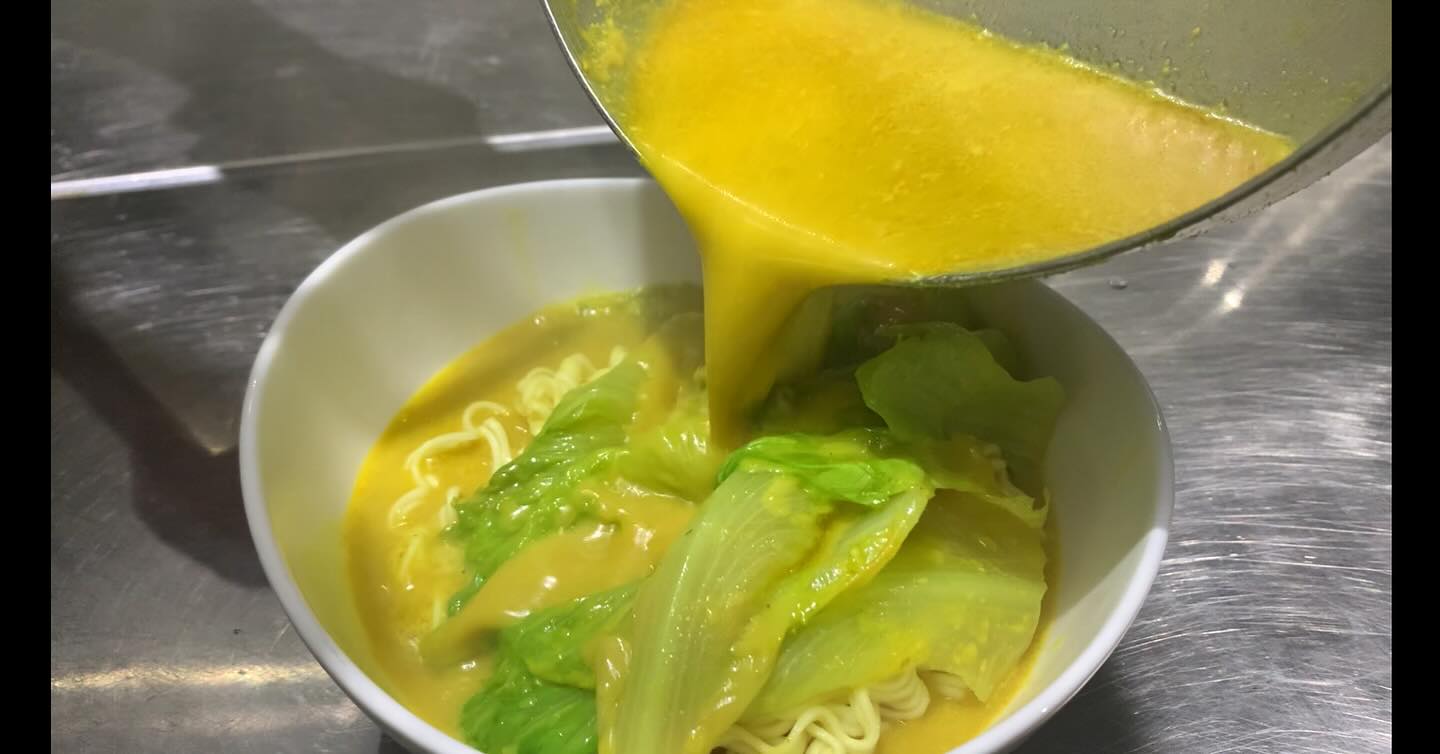 Wen made the special curry soup noodle for me to try, it’s tasty! #TheHUB #红屋