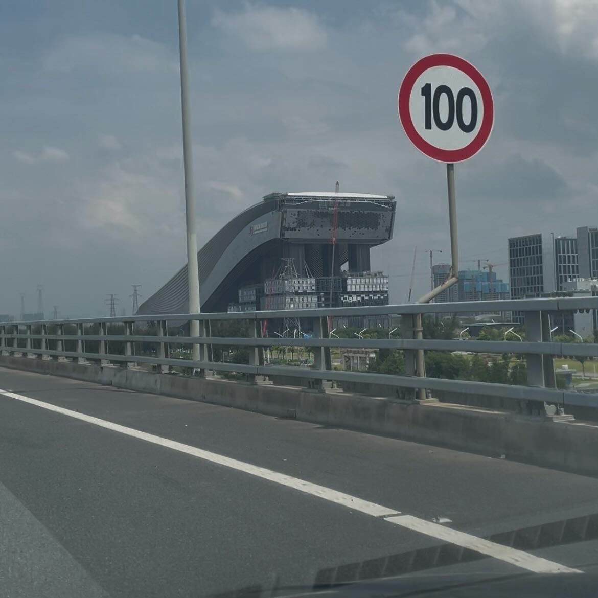 This can be a popular new attraction in Shenzhen.